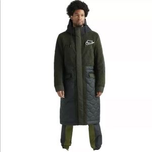 Nike Sportswear NSW Synthetic Fill Insulated Parka Jacket BV4797-010 NWT Size LG